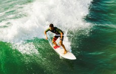 齐发国际在线娱乐-澳洲顶级劲旅上演巅峰对决 万千球迷倾情助威引爆赛场